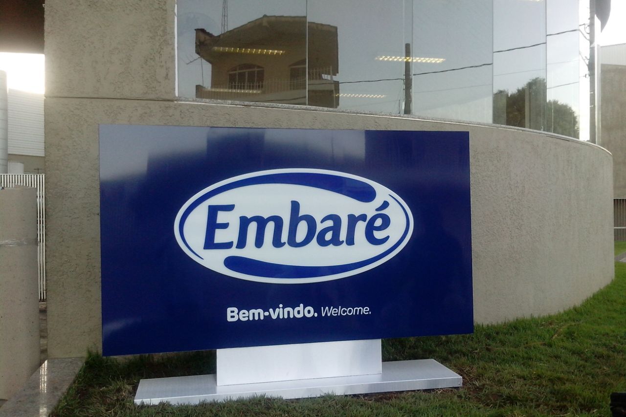 Sinalização Fábrica da Embaré